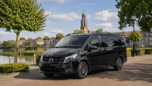 Luxe 8-persoons taxibus in Geldermalsen voor vervoer naar Utrecht en Schiphol